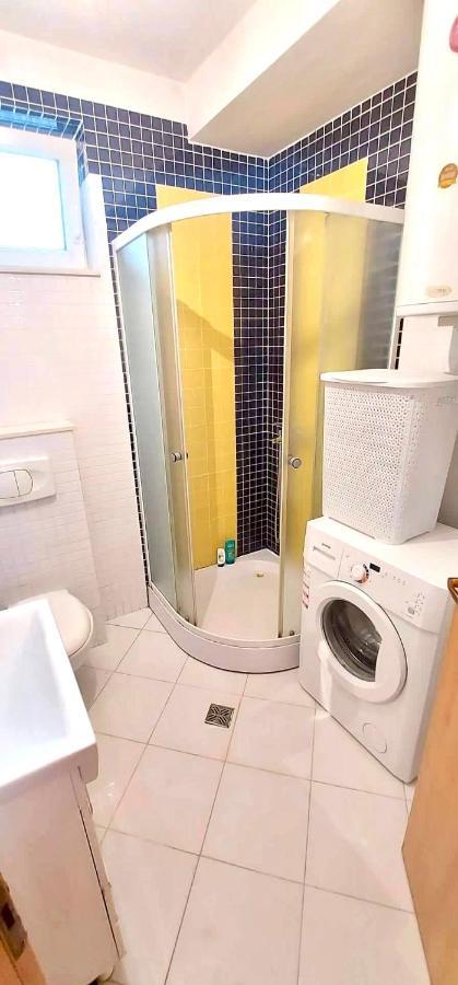 Bright & Lovely Apartment In The City Center Prishtinë Ngoại thất bức ảnh
